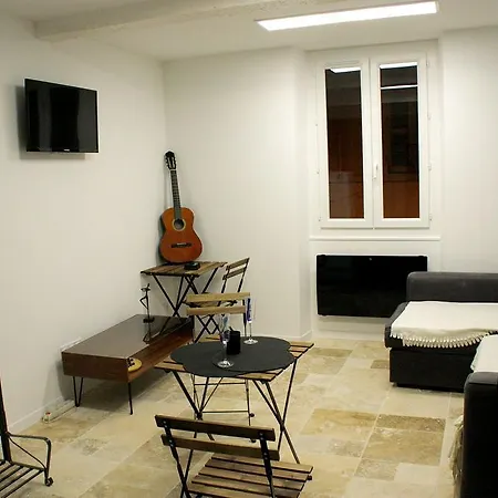 Apartman Studio Jean Roque *